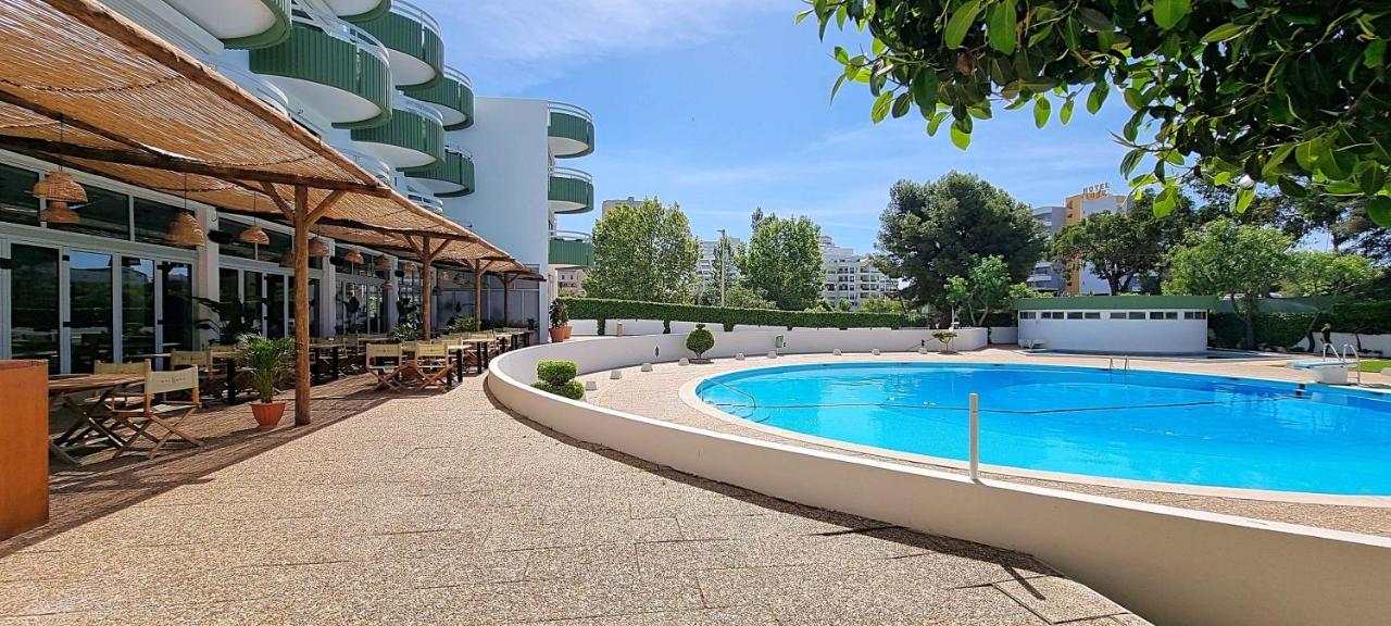 Apartamento Da Avo Te - Em Frente A Praia C Piscina ポルティマン エクステリア 写真