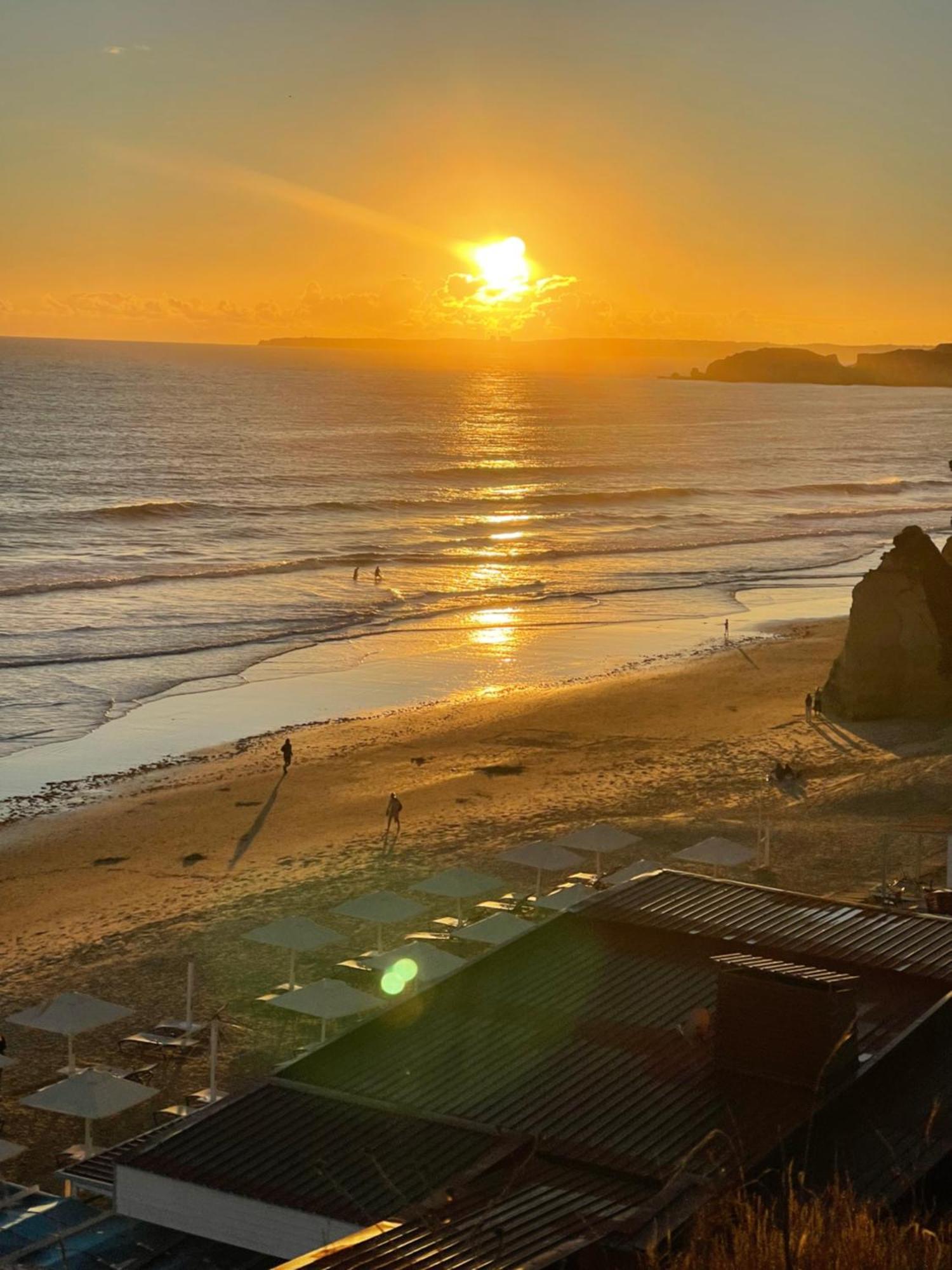 Apartamento Da Avo Te - Em Frente A Praia C Piscina ポルティマン エクステリア 写真